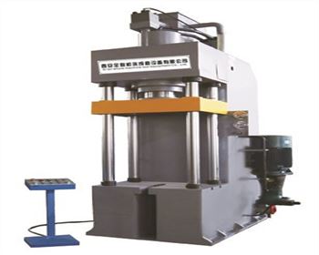 液壓機(jī)生產(chǎn)廠家設(shè)備清洗過程解析